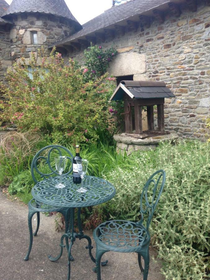 Le Petit Chateau Noyal-Pontivy Dış mekan fotoğraf