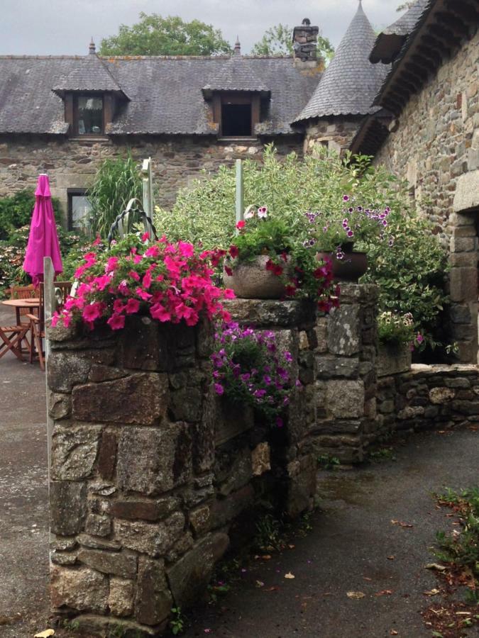 Le Petit Chateau Noyal-Pontivy Dış mekan fotoğraf
